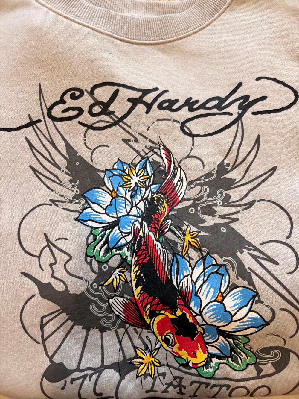 Ed Hardy Light Beige Graphic Crewneck with Multicolor Koi Print - Picture 2 of 7